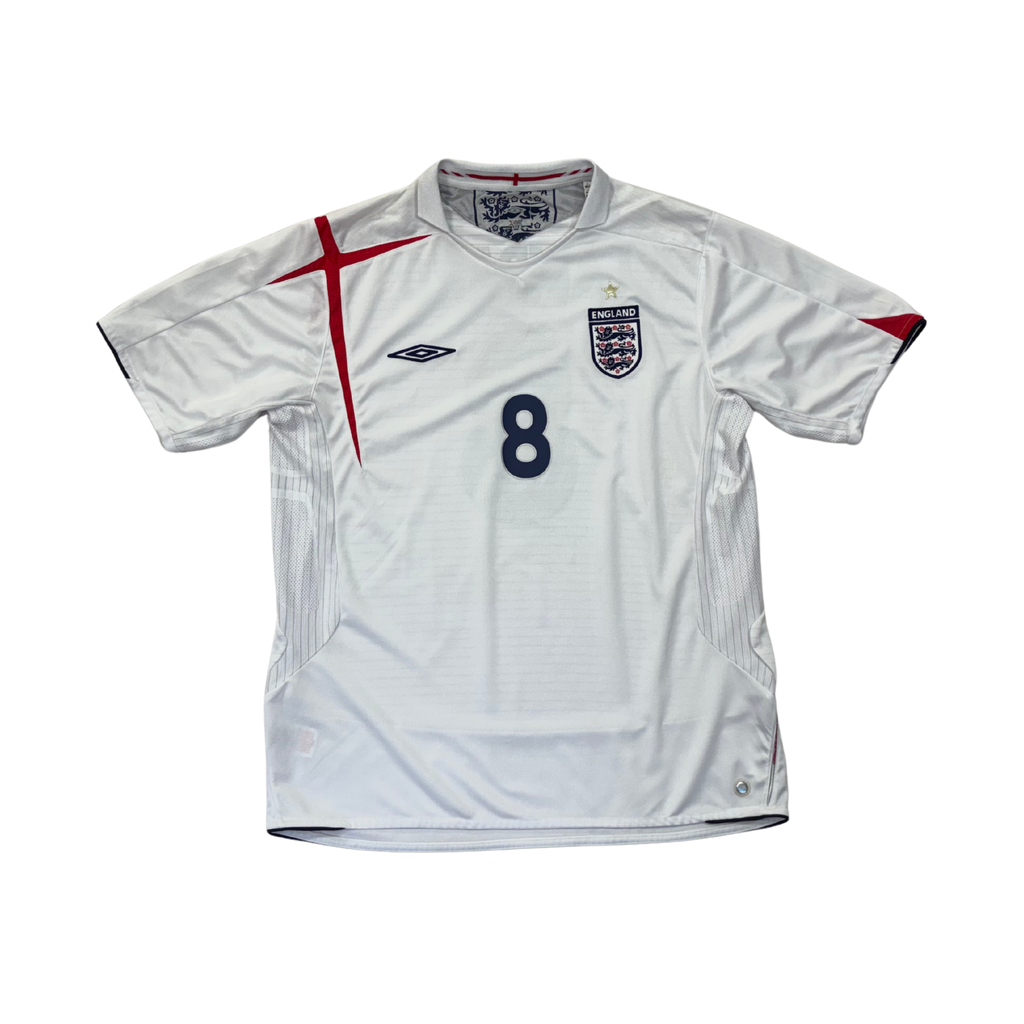 England 2005–07 home football shirt Lampard 8, front view