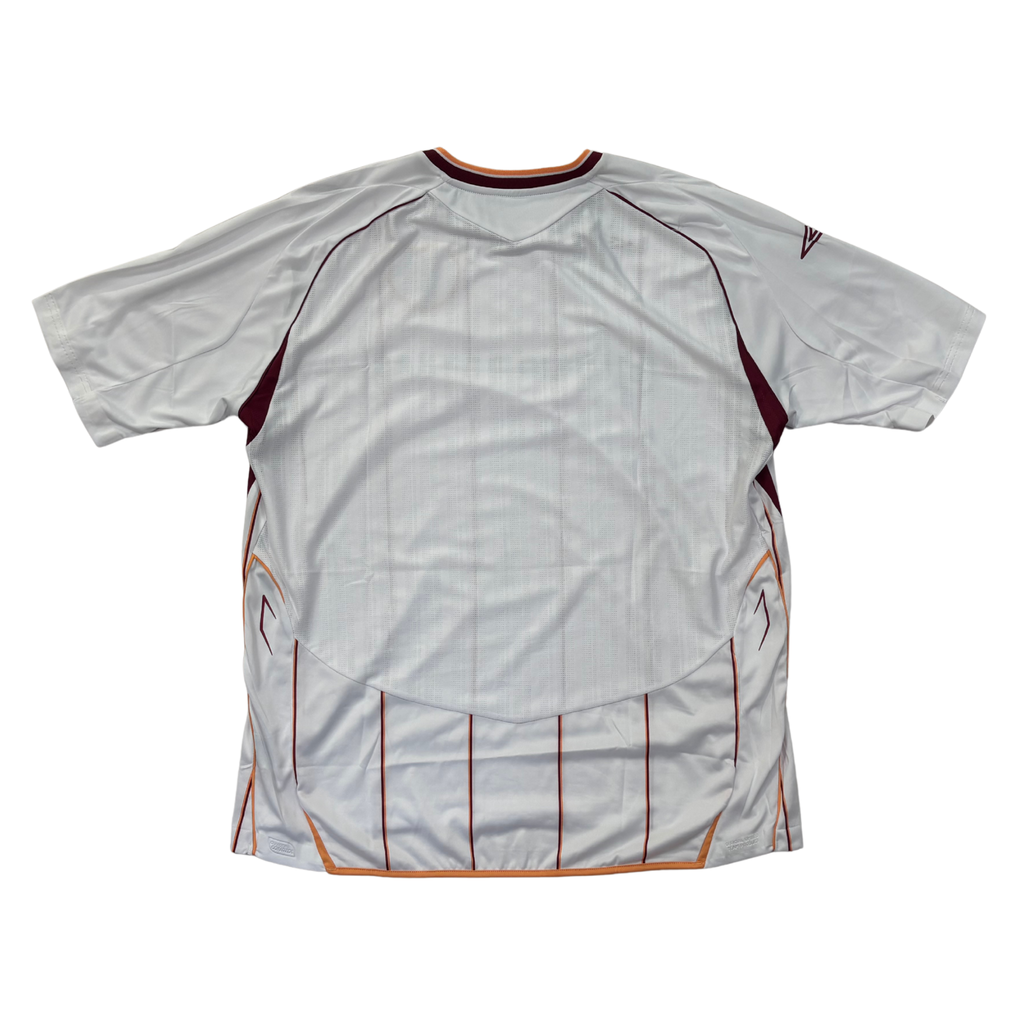 Hearts 2007/08 away football shirt, back view