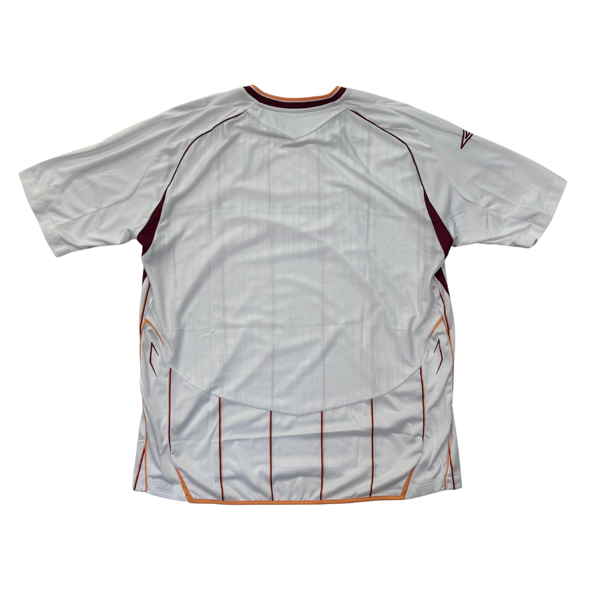 Hearts 2007/08 away football shirt, back view